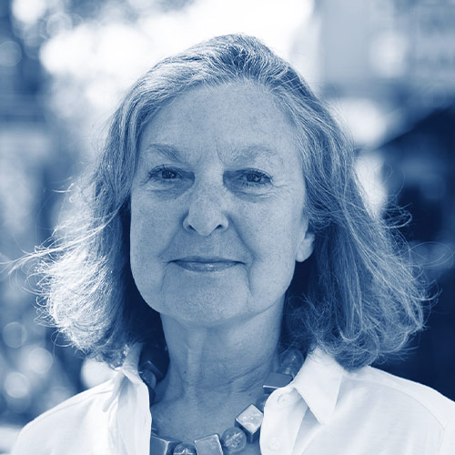 Evelyn Arnold